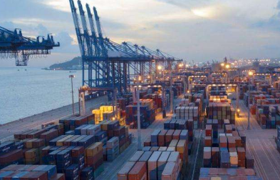 進(jìn)出口代理增長率均呈現(xiàn)負(fù)增長，但外貿(mào)發(fā)展的彈性依然存在