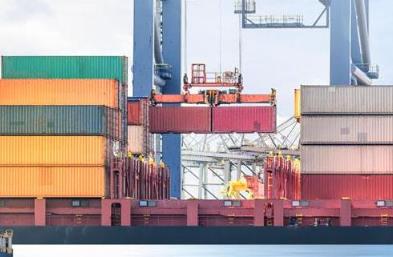 在出口俄羅斯物流的過程中，企業(yè)需要面對各種挑戰(zhàn)和困難