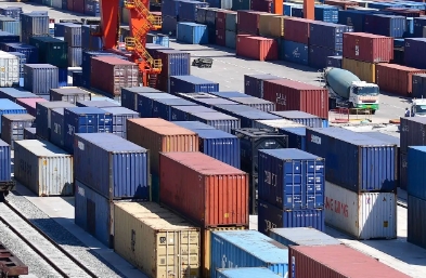 海運進口貨代是連接海外供應商與國內(nèi)進口商的橋梁，承擔眾多職責